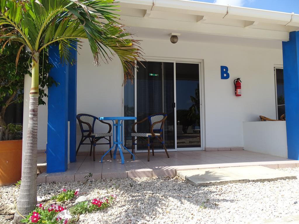 Hacienda Wayaca Apartments Oranjestad Bagian luar foto