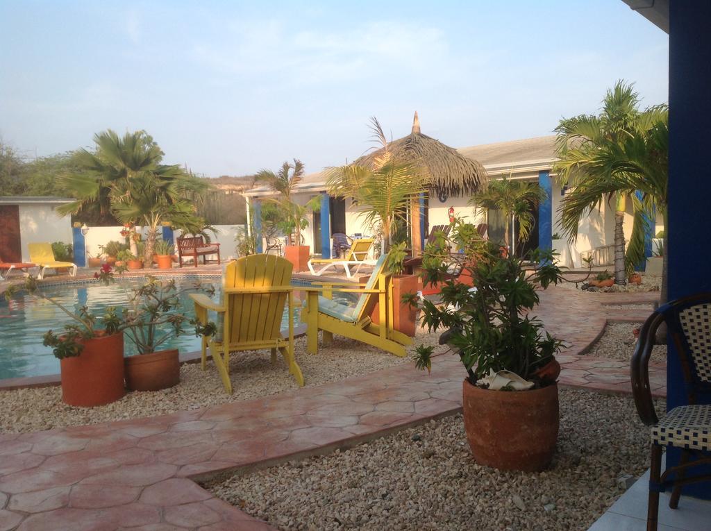 Hacienda Wayaca Apartments Oranjestad Bagian luar foto