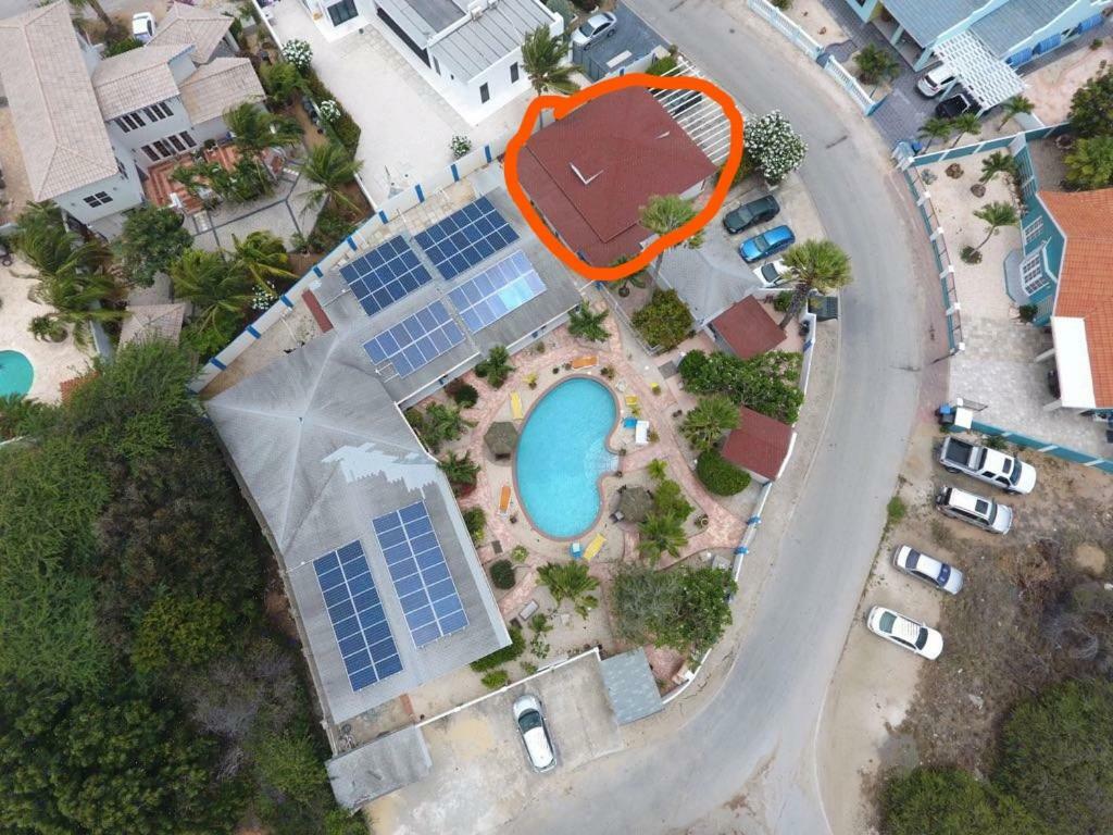 Hacienda Wayaca Apartments Oranjestad Bagian luar foto