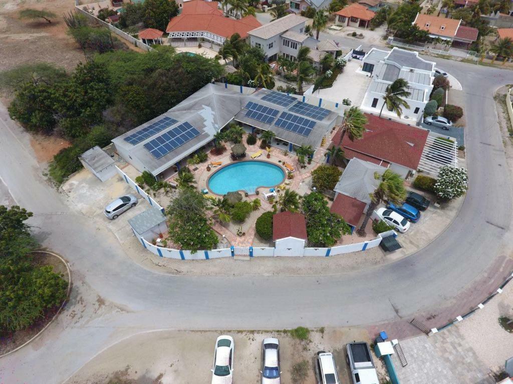 Hacienda Wayaca Apartments Oranjestad Bagian luar foto